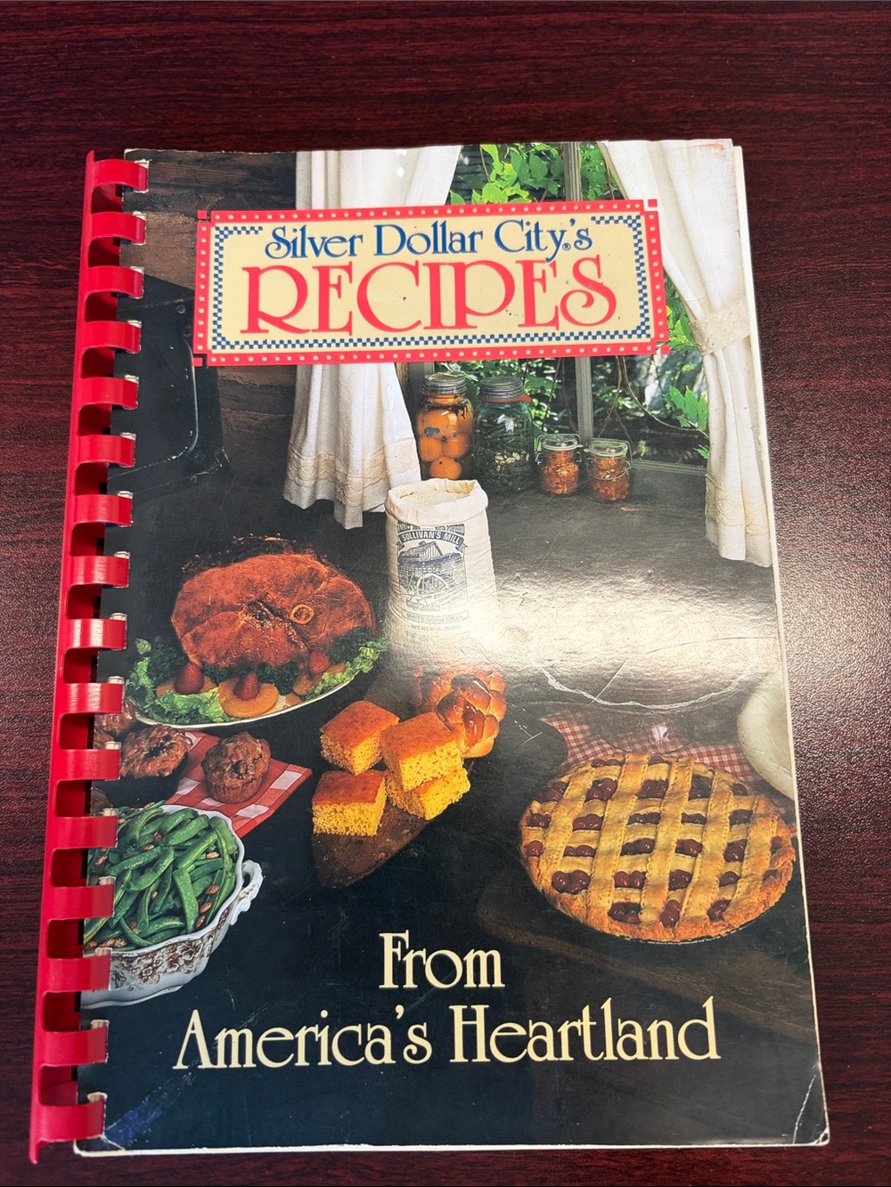 Vintage 1988 Silver Dollar City's Recipes From America's Heartland Cookbook